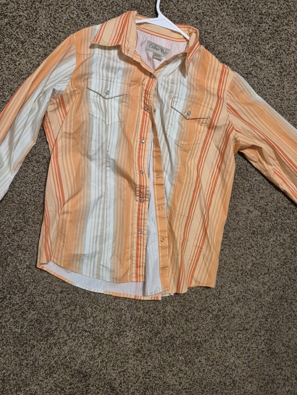 Women' Western Cedar Rose Button-down Shirt - Size XL